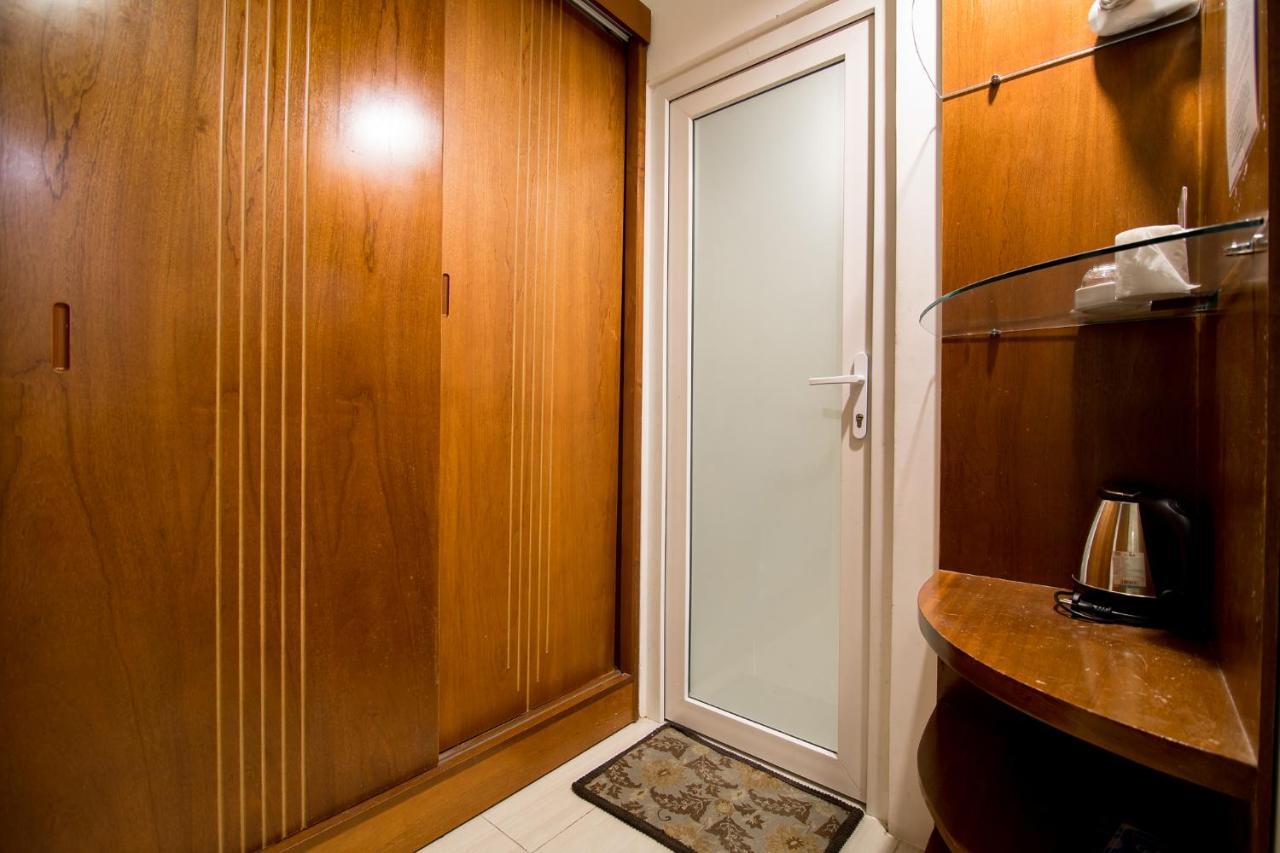 Reddoorz Plus @ Trung Son Residence Ho-Chi-Minh-Stadt Exterior foto